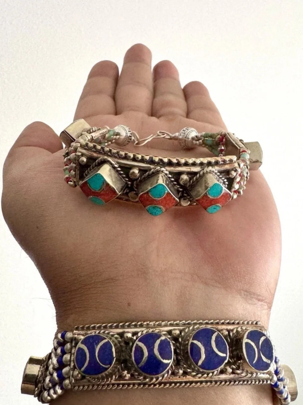 Vintage & Handcrafted Artisan Ethnic Tribal Bracelet Inlay Stones Set In Silver